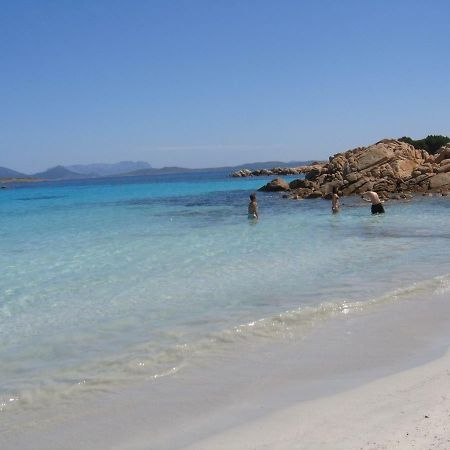 Bilocale Ginestre via Monti di Mola Località Abbiadori Costa Smeralda Exterior foto